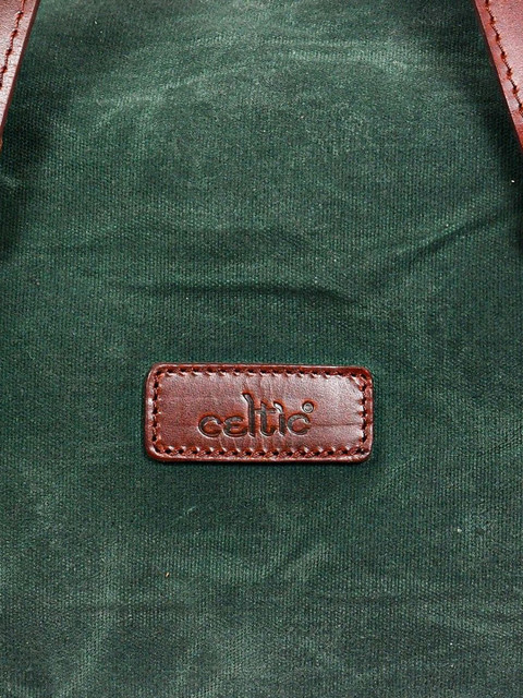Celtic Small Green Canvas Sports & Gym Duffel Bag with Zip Closure - Image 5