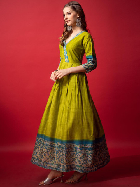 ARADHNA Floral Printed Thread Work Anarkali Kurta - Image 3