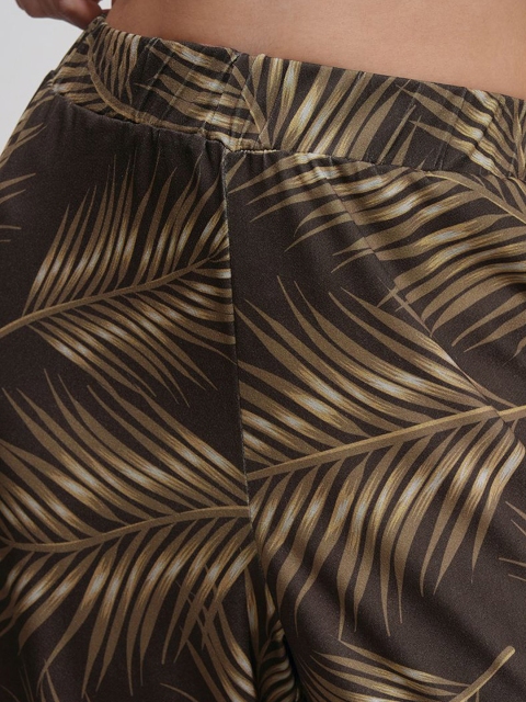 Tokyo Talkies Women Printed Elasticated Waist Wideleg Pants - Image 6
