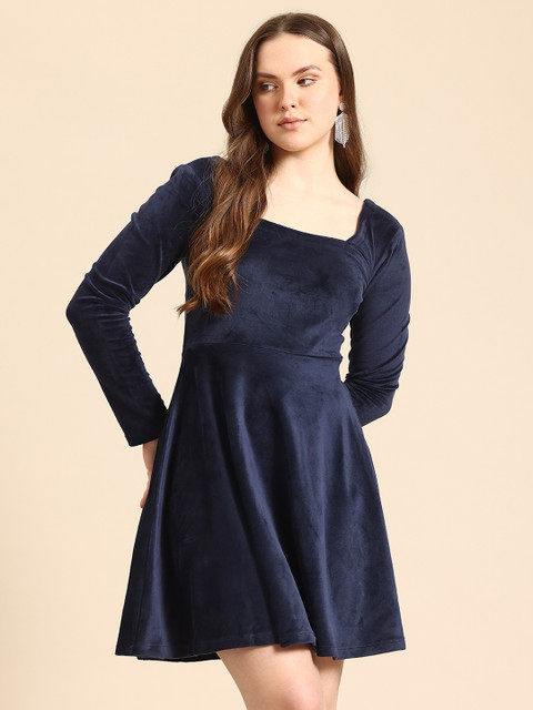 Qurvii Square Neck Velvet Fit & Flare Dress