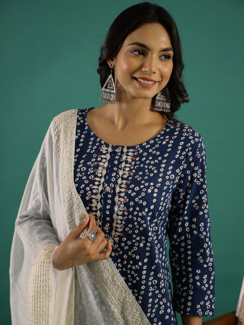 Sangria Navy Blue Bandhani Printed Gotta Patti Round Neck Pure Cotton Straight Kurta