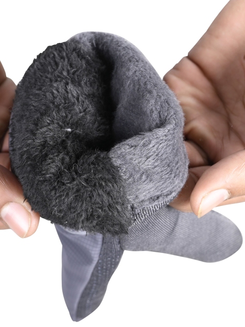 Calvadoss Men Patterned Winter Gloves - Image 4