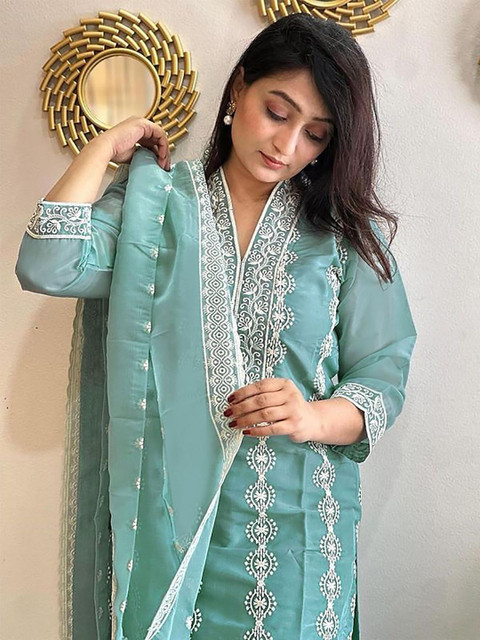 BAESD Sweetheart Neck Straight Kurta - Image 3