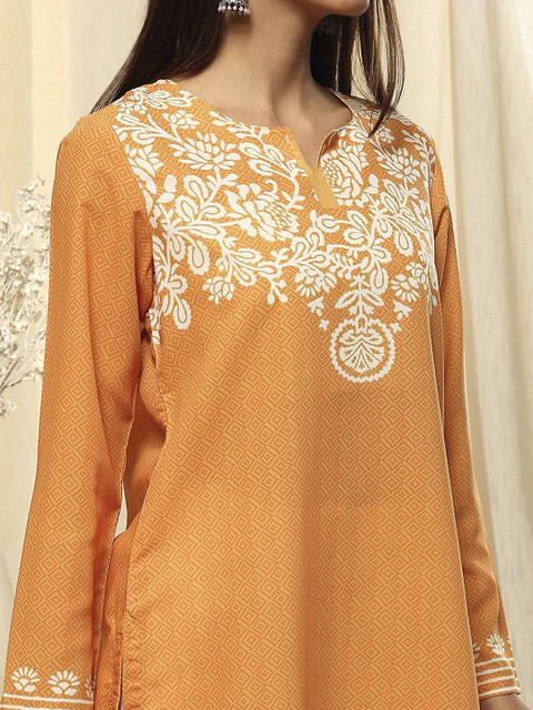 Biba Floral Embroidered Notch-Neck Straight Kurta - Image 2