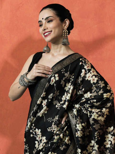 Sangria Floral Printed Saree With BlousePiece - Image 5