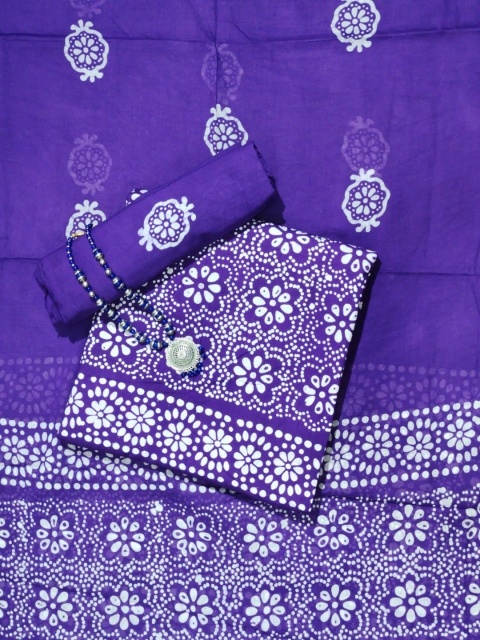 Farooq Floral Printed Batik Pure Cotton Unstitched Dress Material - Image 2