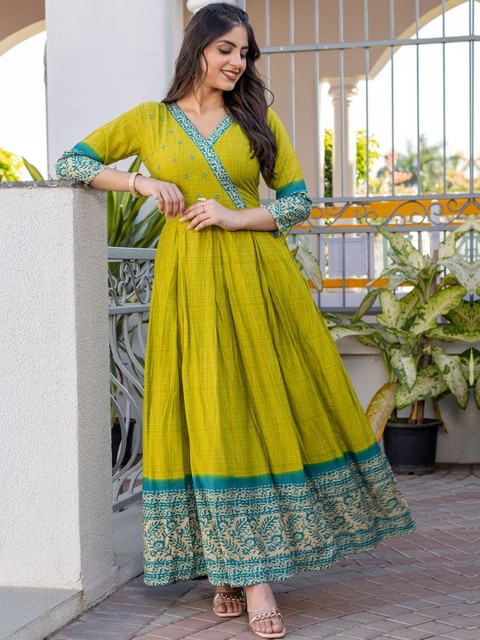 ARADHNA Checked Thread Work V-Neck Anarkali Kurta