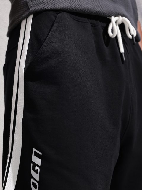 WROGN Men Side Striped Loose Fit Pure Cotton Shorts - Image 6