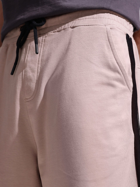 WROGN Men Side Striped Loose Fit Pure Cotton Shorts - Image 6