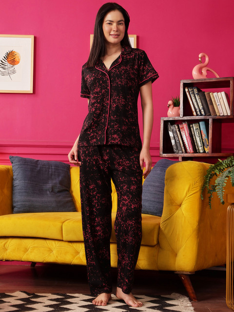 Clovia Women Printed Night suit