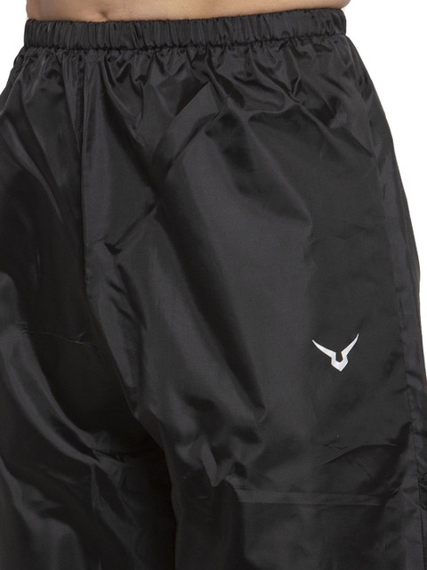 Invincible Printed Round Neck Mid-Rise Tracksuit - Image 3
