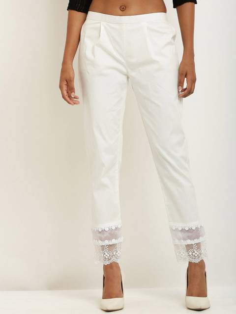 Sellingsea Women Self Design Mid-Rise Pleated Trousers