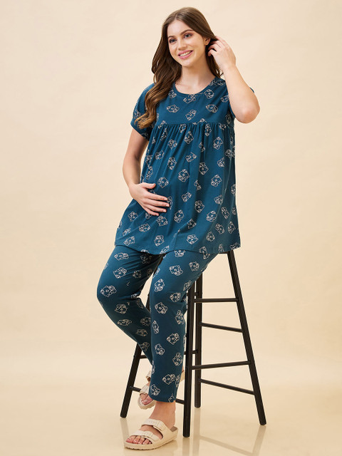 AV2 Women Printed Night suit