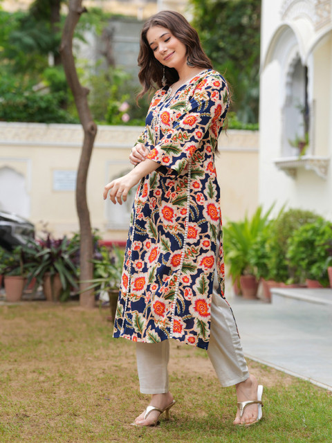BKApparels Women Dyed Thread Work Kurta - Image 2