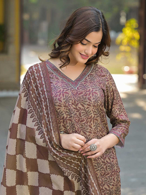 KALINI Floral Printed V Neck Gotta Patti Straight Kurta With Trousers & Dupatta - Image 3