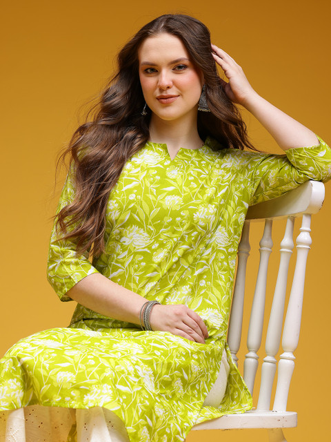 HERE&NOW X fwd Floral Printed Notched Round Neck Pure Cotton Straight Kurta