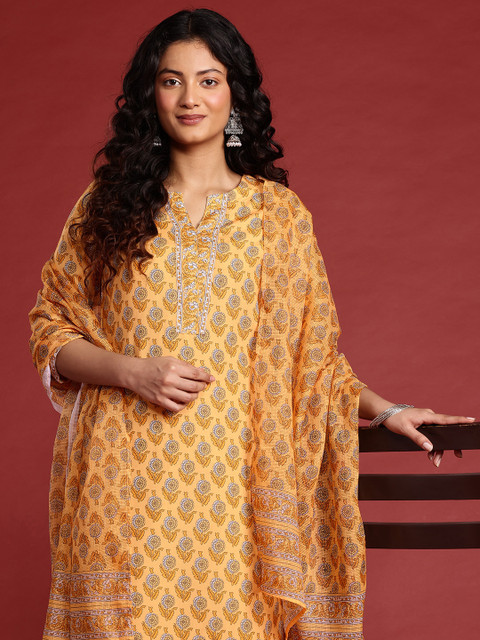 Anouk Floral Printed Regular Kurta With Trousers & With Dupatta