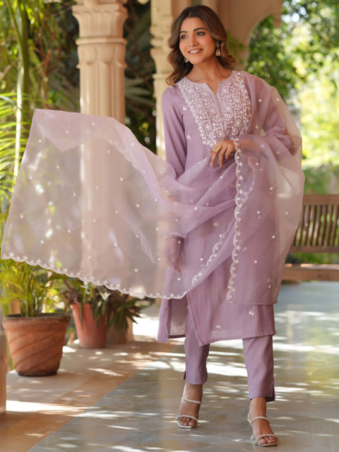Janasya Women's Lavender Silk Blend Embroidered Straight Kurta Set - Image 6