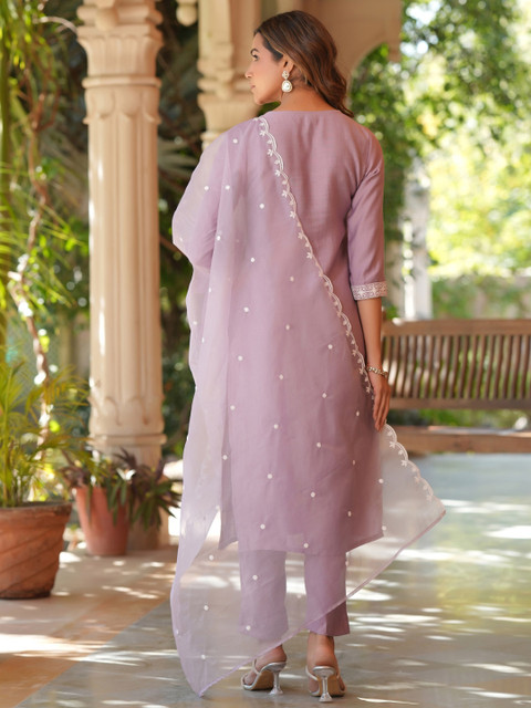 Janasya Women's Lavender Silk Blend Embroidered Straight Kurta Set - Image 4