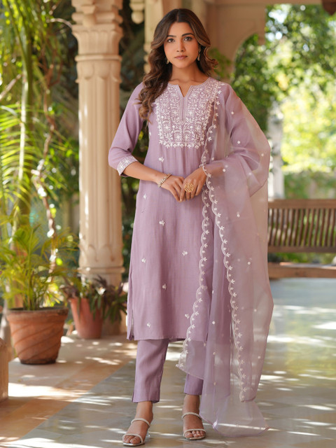 Janasya Women's Lavender Silk Blend Embroidered Straight Kurta Set - Image 5