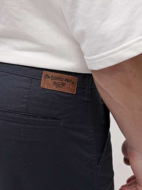 The Roadster Lifestyle Co. Men Loose Fit Cargos Trousers - Image 7