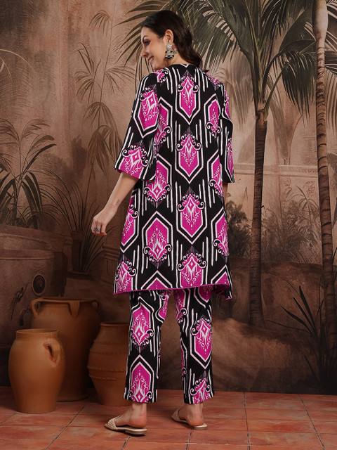 Sangria Abstract Print Regular Kurta with Trousers - Image 6