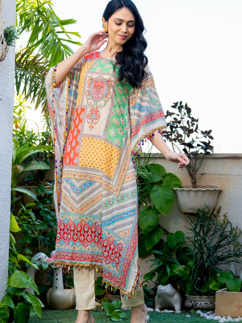 HOUSE OF JAMOTI Dazzling Floral Printed Kaftan Kurta with Trousers - Image 3