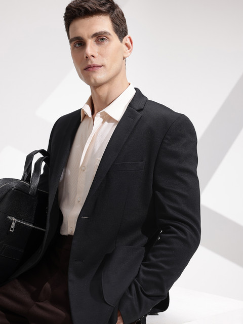 INVICTUS Slim Fit Single-Breasted Formal Blazer