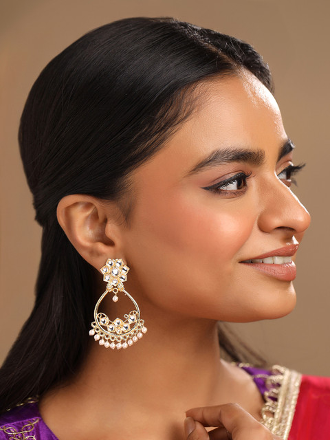 Yellow Chimes Gold-Plated Kundan Pearls Contemporary Drop Earrings - Image 4