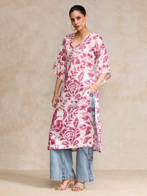 Varanga Floral Printed Bell Sleeves V-Neck Straight Cotton Kurta - Image 5