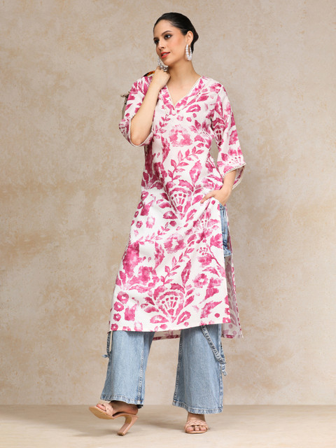 Varanga Floral Printed Bell Sleeves V-Neck Straight Cotton Kurta - Image 7