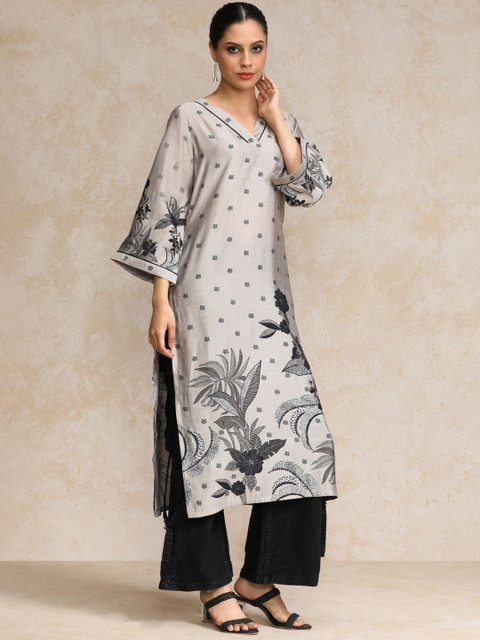 Varanga Floral Printed Flared Sleeves Straight Chanderi Cotton Kurta - Image 4