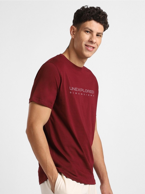 NOBERO Men Typography Printed T-shirt - Image 4
