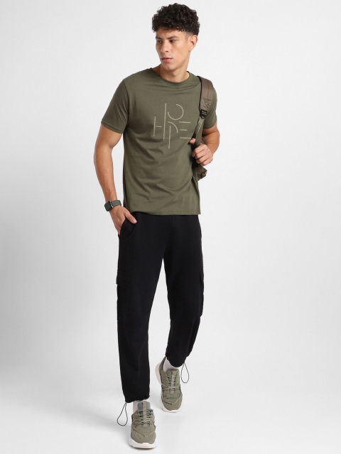 NOBERO Men Typography Printed T-shirt - Image 6