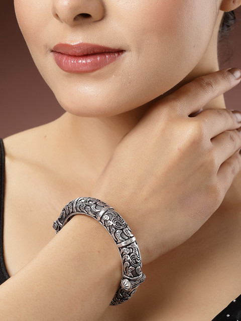 Sangria Women Silver-Toned German Silver Oxidised Kada Bangle - Image 2