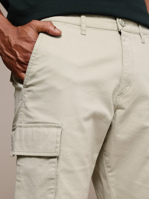 The Roadster Lifestyle Co. Men Solid Cargo Shorts - Image 6