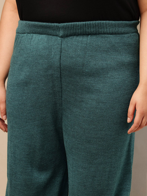 Sztori Plus Size Cable-Knit Sweater and Knitted Trousers Co-Ords - Image 3