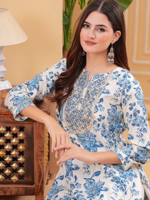 PHYSIL Floral Printed Gotta Patti Round Neck Pure Cotton Straight Kurta