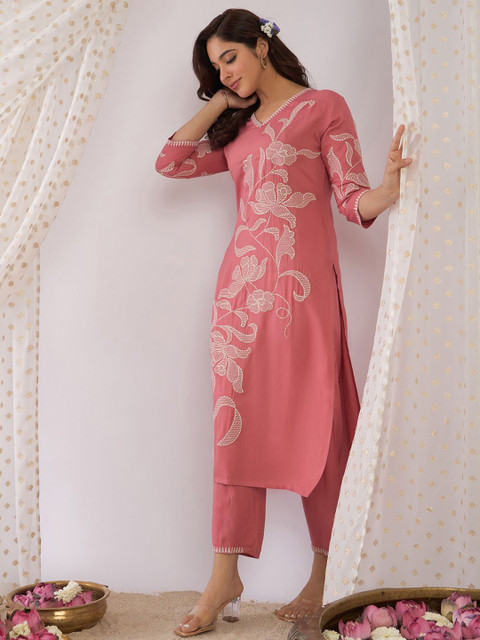 Indo Era Floral Embroidered Thread Work Pure Cotton V-Neck Straight Kurta With Trousers - Image 6