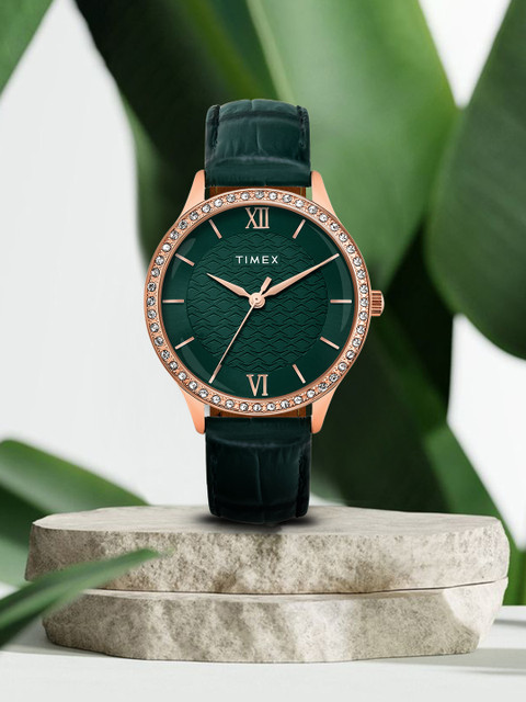 Timex Women Stainless Steel Dial & Leather Straps Analogue Watch TWEL21900