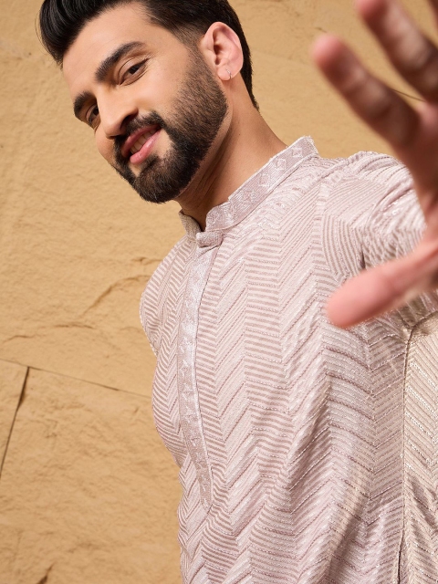 House of Pataudi Chevron Embroidered Straight Kurta