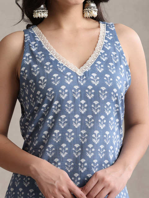 Khushal K Women Floral Printed Regular Pure Cotton Kurta with Palazzos - Image 7