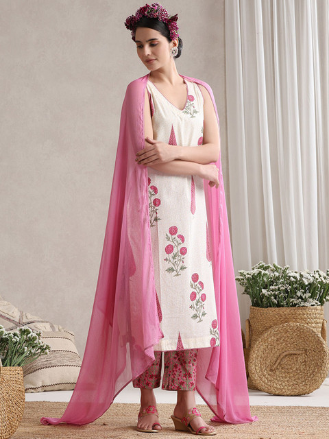 Khushal K Women Floral Printed Regular Pure Cotton Kurta with Palazzos & With Dupatta