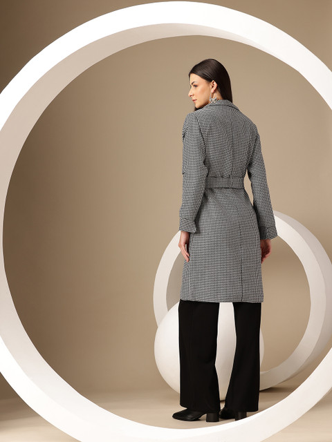 Chemistry Notched Lapel Single-Breasted Houndstooth Weave Overcoat with Belt - Image 5
