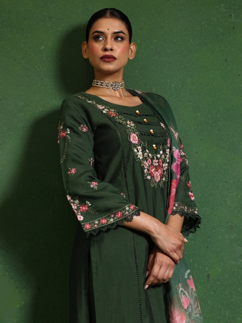 Varanga Women Floral Embroidered Regular Thread Work Pure Cotton Kurta with Trousers & With Dupatta - Image 6