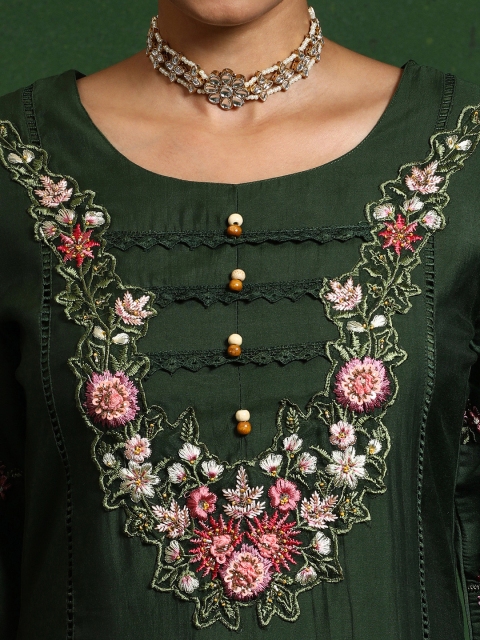 Varanga Women Floral Embroidered Regular Thread Work Pure Cotton Kurta with Trousers & With Dupatta - Image 3