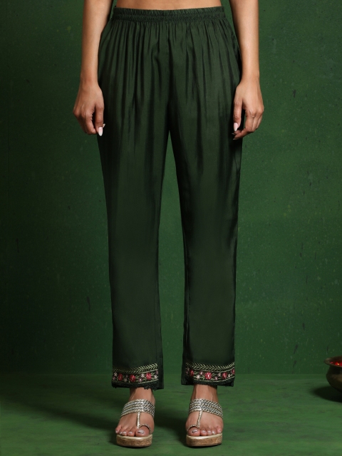Varanga Women Floral Embroidered Regular Thread Work Pure Cotton Kurta with Trousers & With Dupatta - Image 7