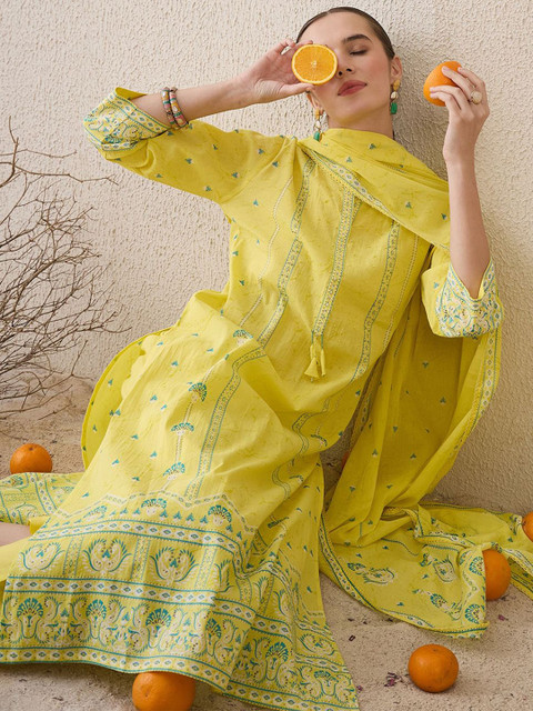 Indo Era Floral Printed Mandarin Collar Beads Stones Pure Cotton Kurta Trousers & Dupatta - Image 7