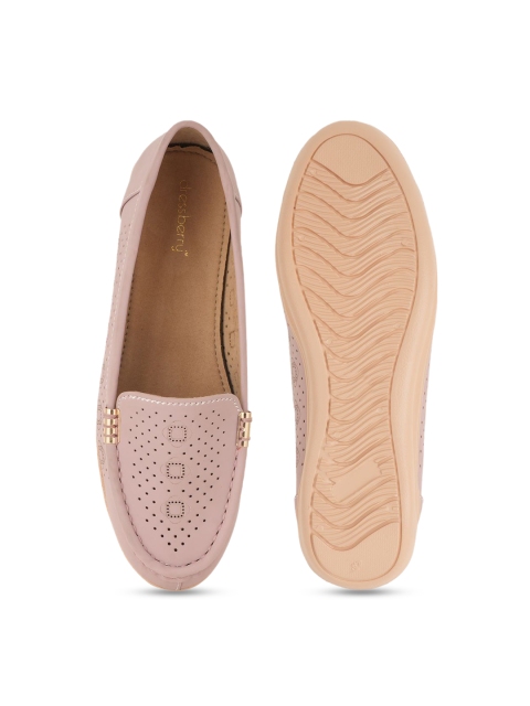 DressBerry Women Slip-On Loafers - Image 4
