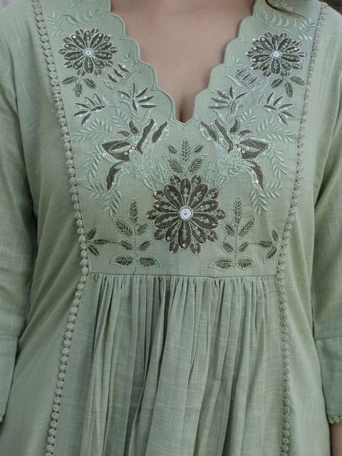 Anouk Floral Yoke Design V-Neck Empire Aari Work Pure Cotton Kurta with Pyjamas & Dupatta - Image 3